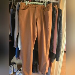 Lululemon Men's ABC Slim Fit  Corduroy Straight-Leg Pants in Artifact 34×30